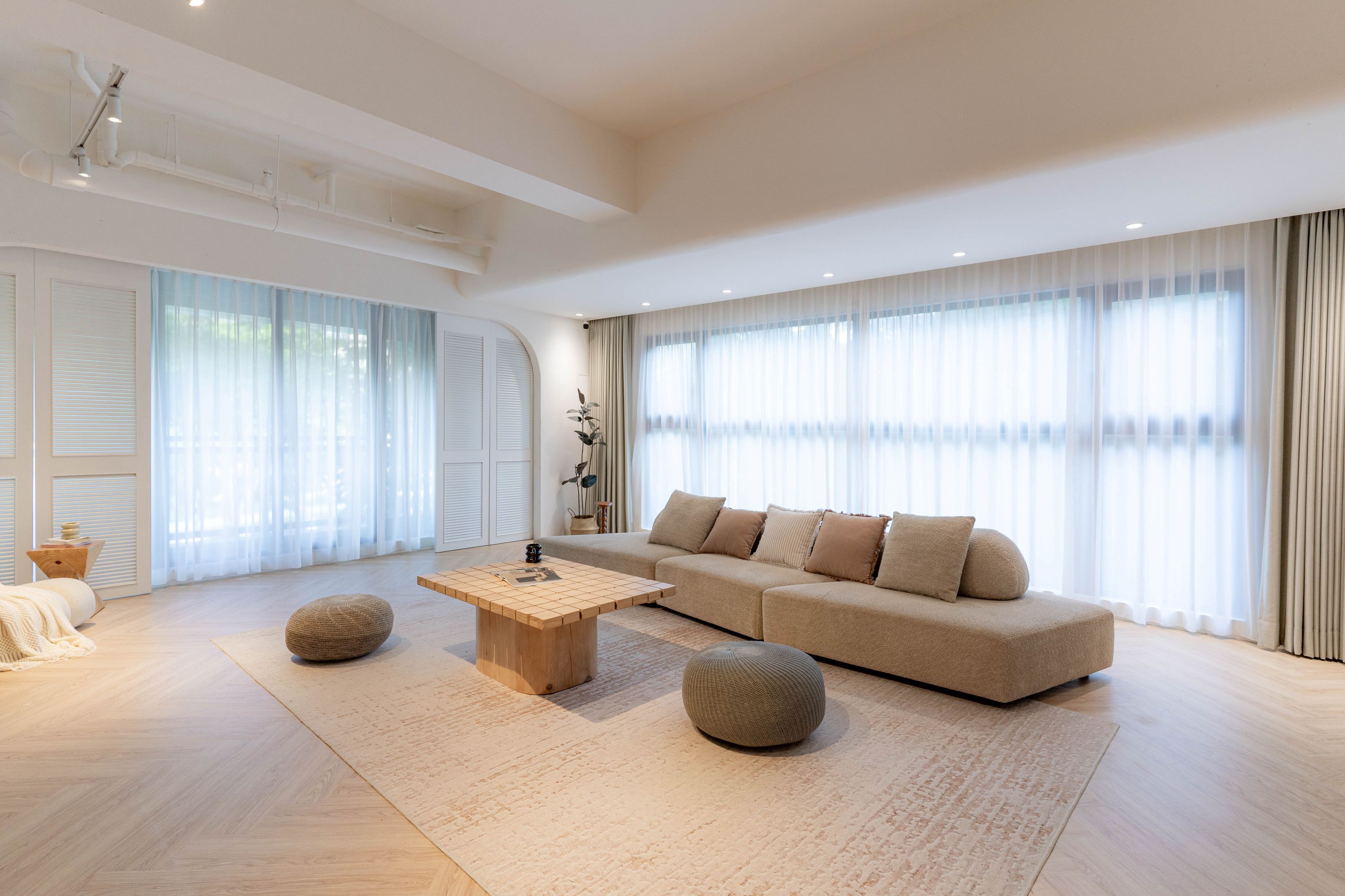 Lilau.photo studio自然光攝影棚