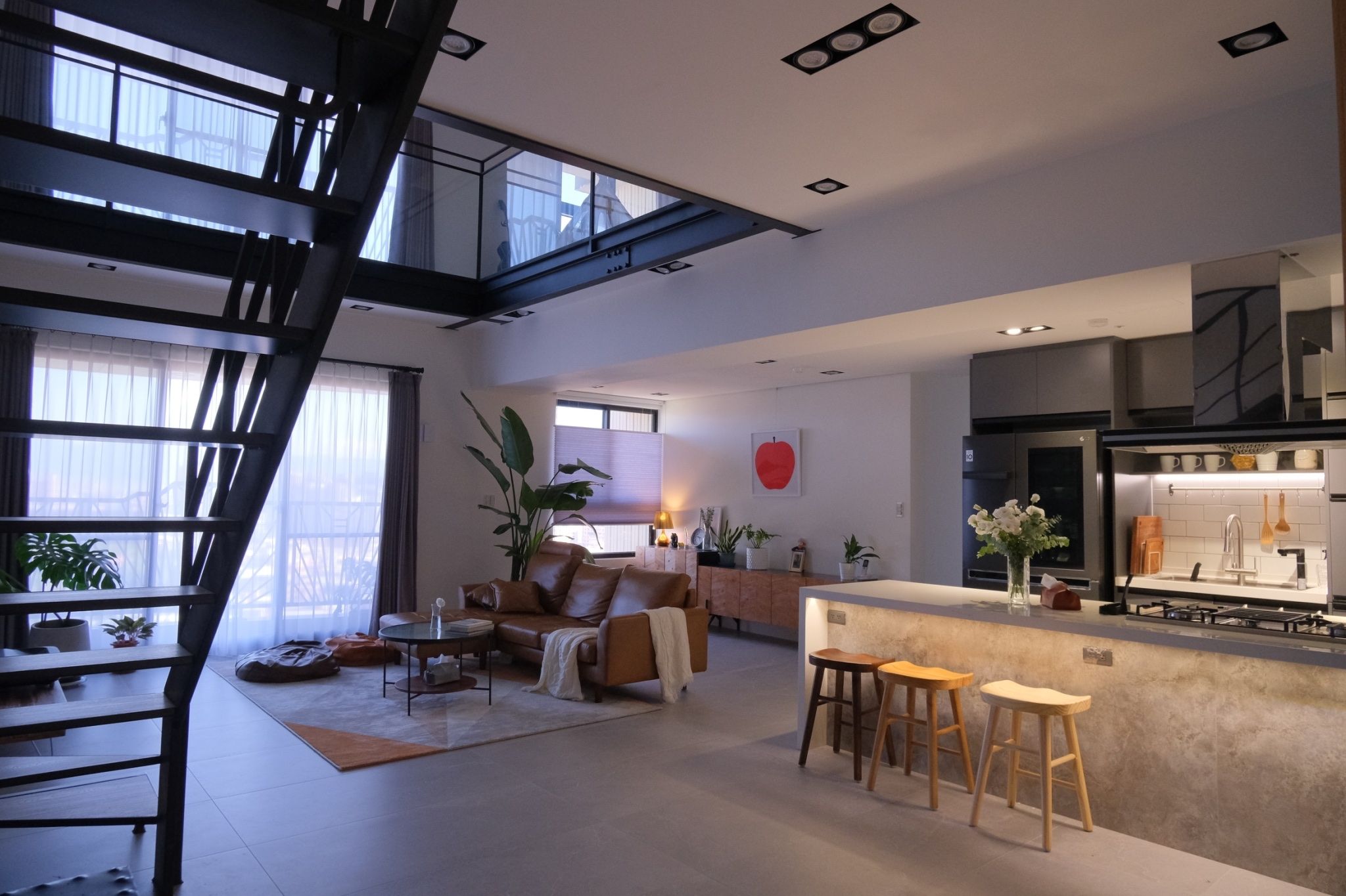 導演家攝影棚/工業風挑高樓中樓